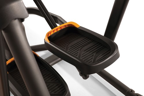 Matrix A50 Ascent Crosstrainer XIR pedalen detail