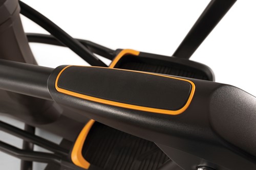 Matrix A50 Ascent Crosstrainer XIR rail