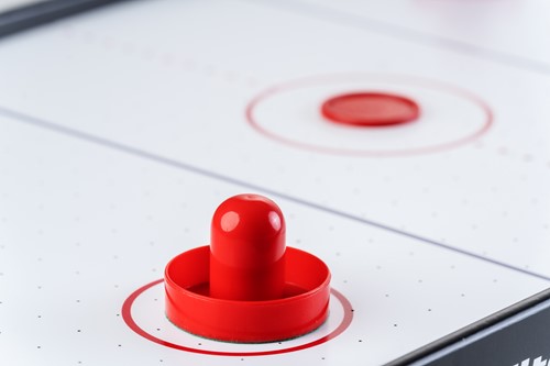 Mini Airhockey Tafel - closeup pusher