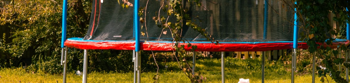 Hoe kan ik mijn trampoline veilig opzetten?