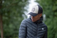buckley-cap-black-beige-model2