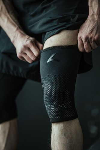 Reeva Knee Sleeves Reflective - Knie bandage - 5 mm