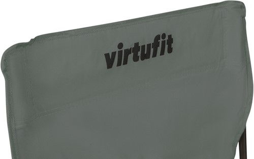 Detail logo rug