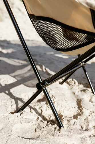VirtuFit Camping Stoel Compact - Strandstoel  - Beige - sfeerafbeelding 3